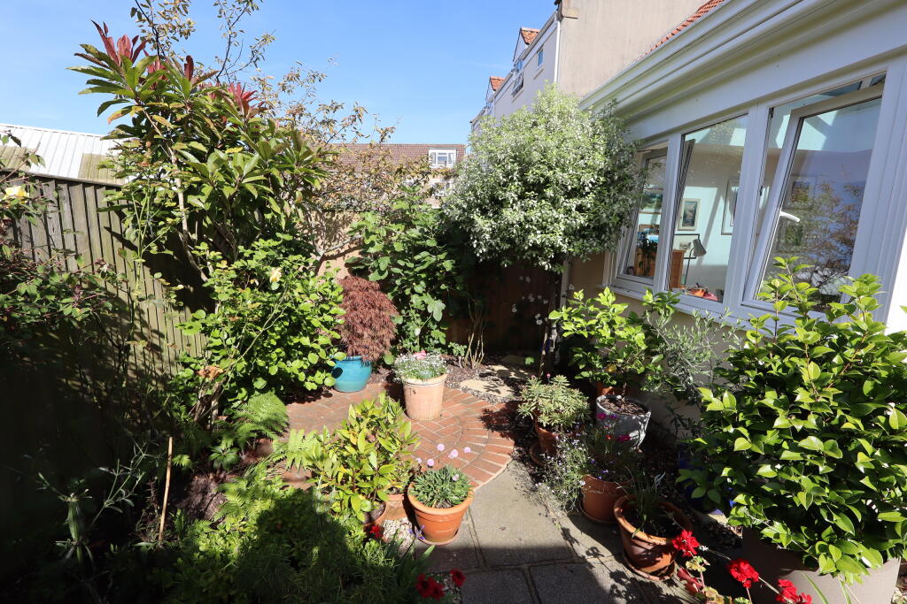 Additional property image - Lawpool Court, Wells