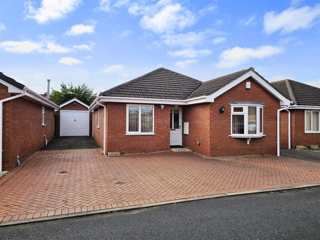 Main image of property: Highlow Avenue, Kidderminster