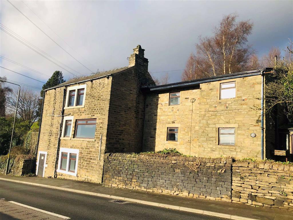4 bedroom detached house for sale in Woodhead Road, Glossop, SK13