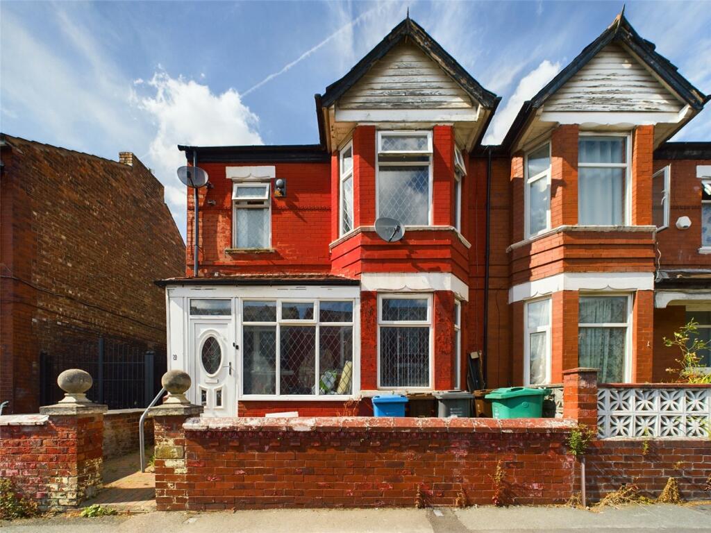 4 bedroom terraced house for sale in Clitheroe Road, Longsight ...