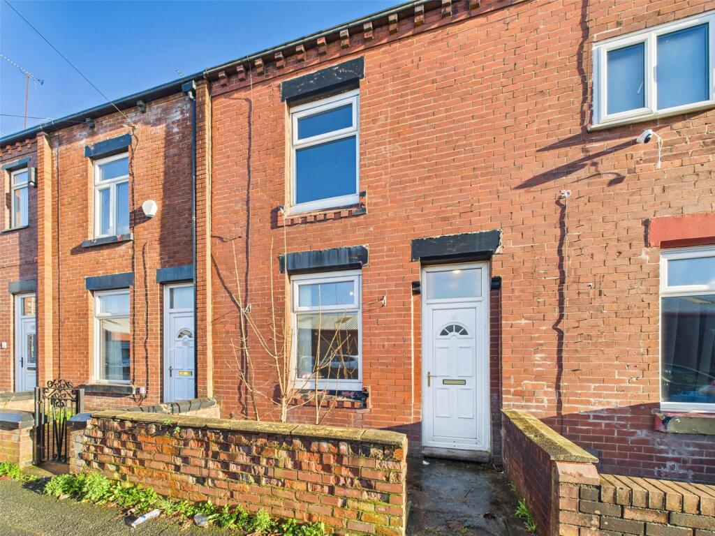 Main image of property: Fields New Road, Chadderton, Oldham, Lancs, OL9