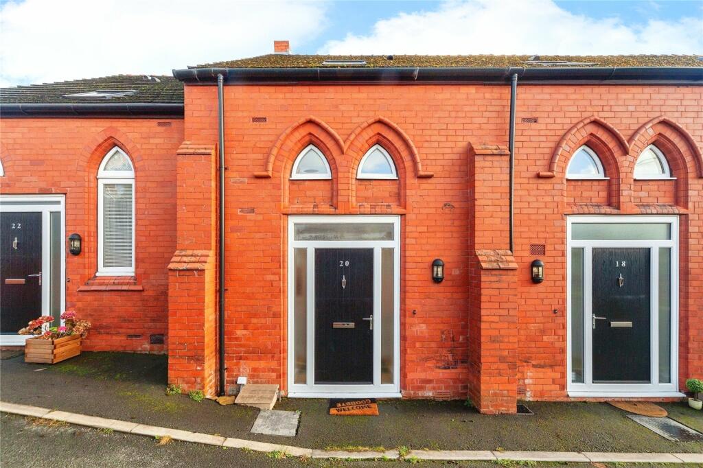 2 bedroom terraced house for sale in St. Albans Road, Tanyfron, Wrexham, LL11