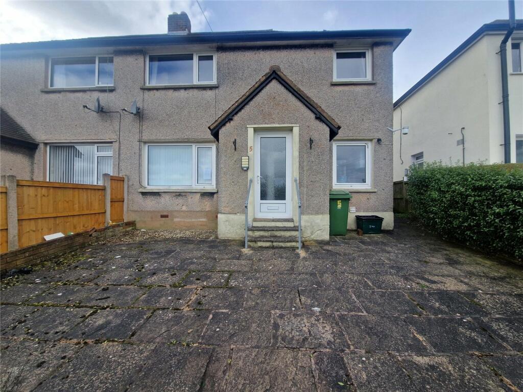 3 bedroom semidetached house for sale in Dyke Street, Brymbo, Wrexham