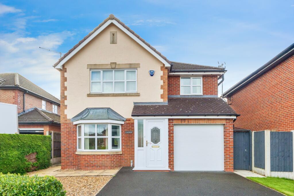 3 bedroom detached house for sale in Rhuddlan Road, Acrefair, Wrexham, LL14