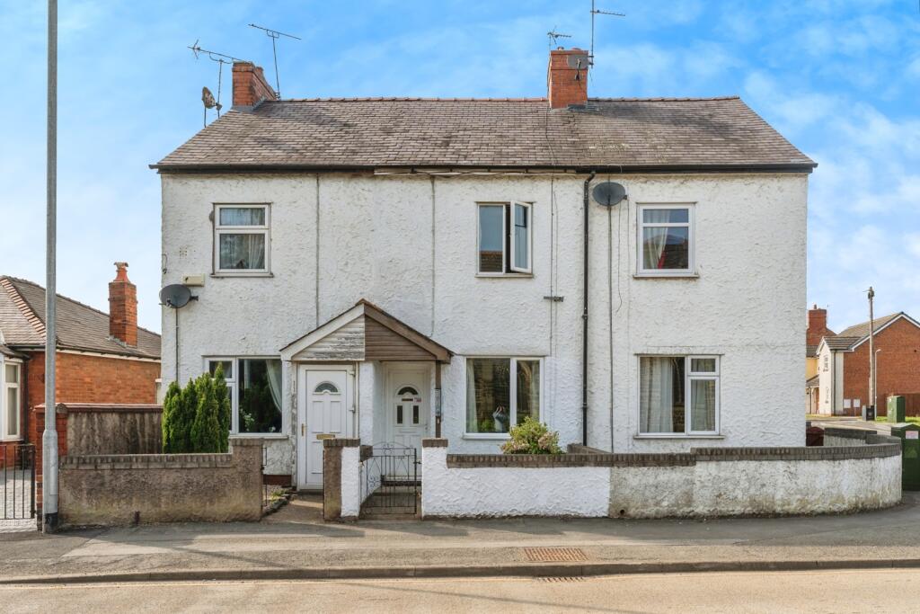 Main image of property: Wrexham Road, Rhostyllen, Wrexham, LL14