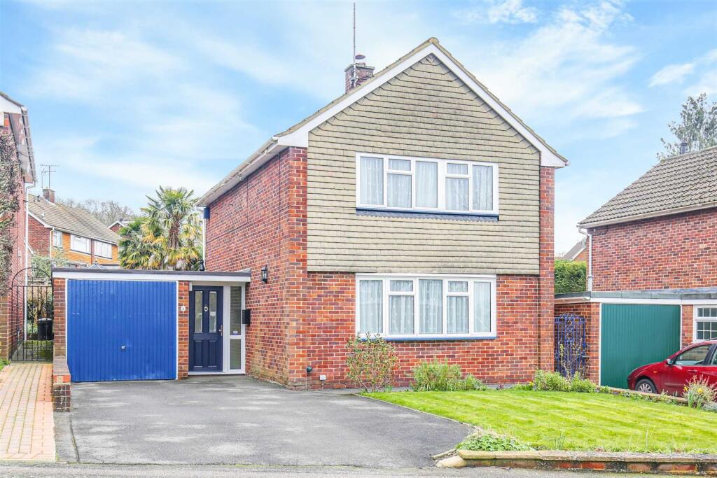 Main image of property: Central Way, Oxted