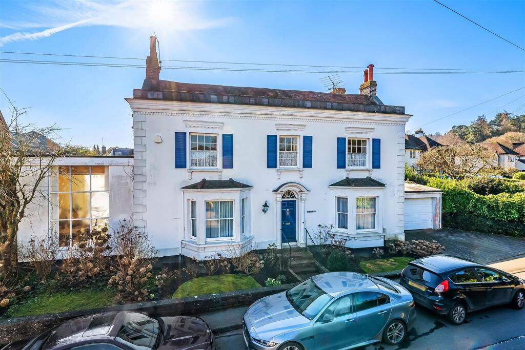 Main image of property: Godstone Road, Old Oxted