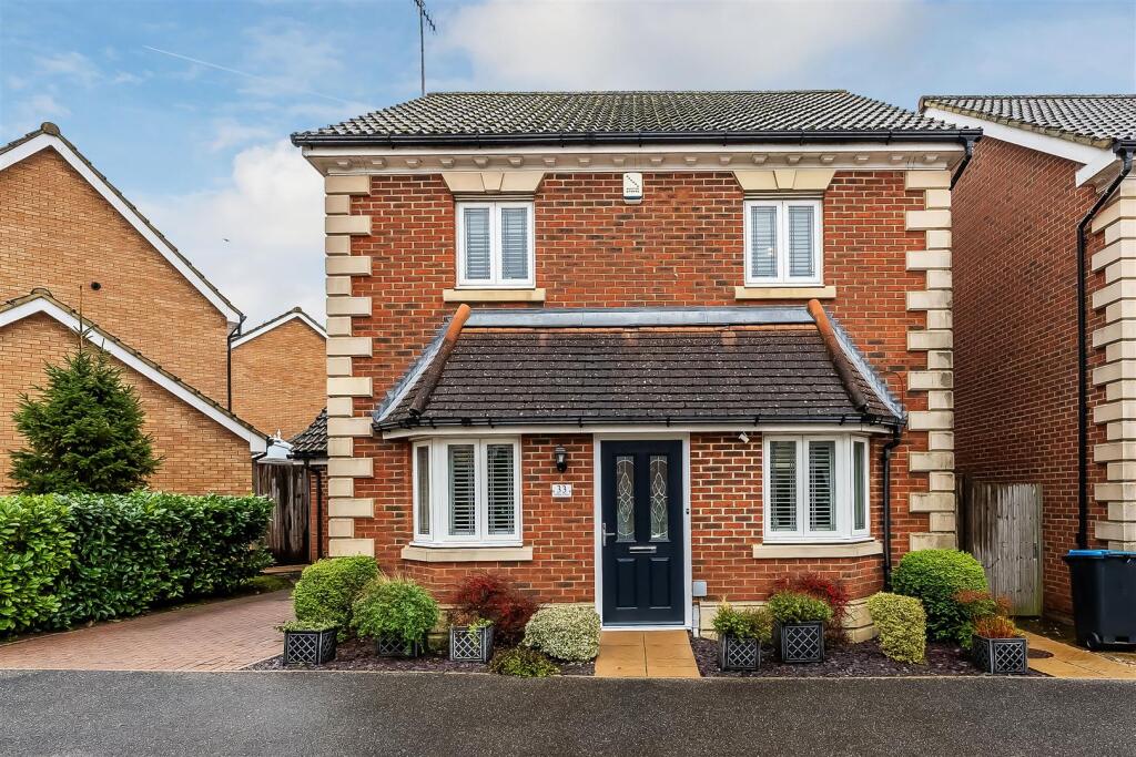 Main image of property: Juniper Close, Limpsfield, Oxted