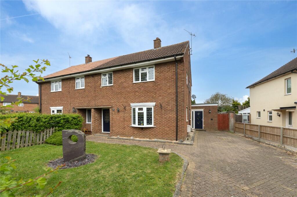 Main image of property: Elmtree Avenue, Cockernhoe, Luton, Hertfordshire, LU2