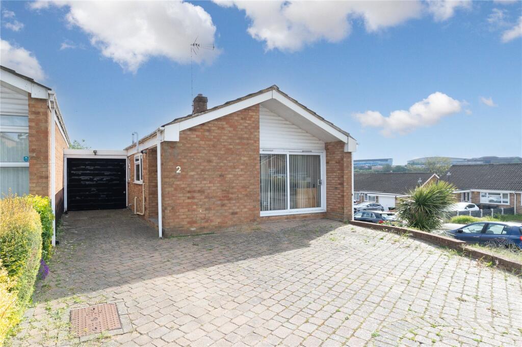 Main image of property: Gayland Avenue, Luton, Bedfordshire, LU2