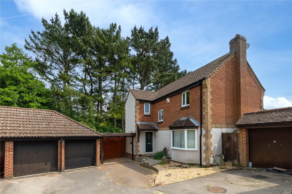 Main image of property: Reedsdale, Luton, Bedfordshire, LU2