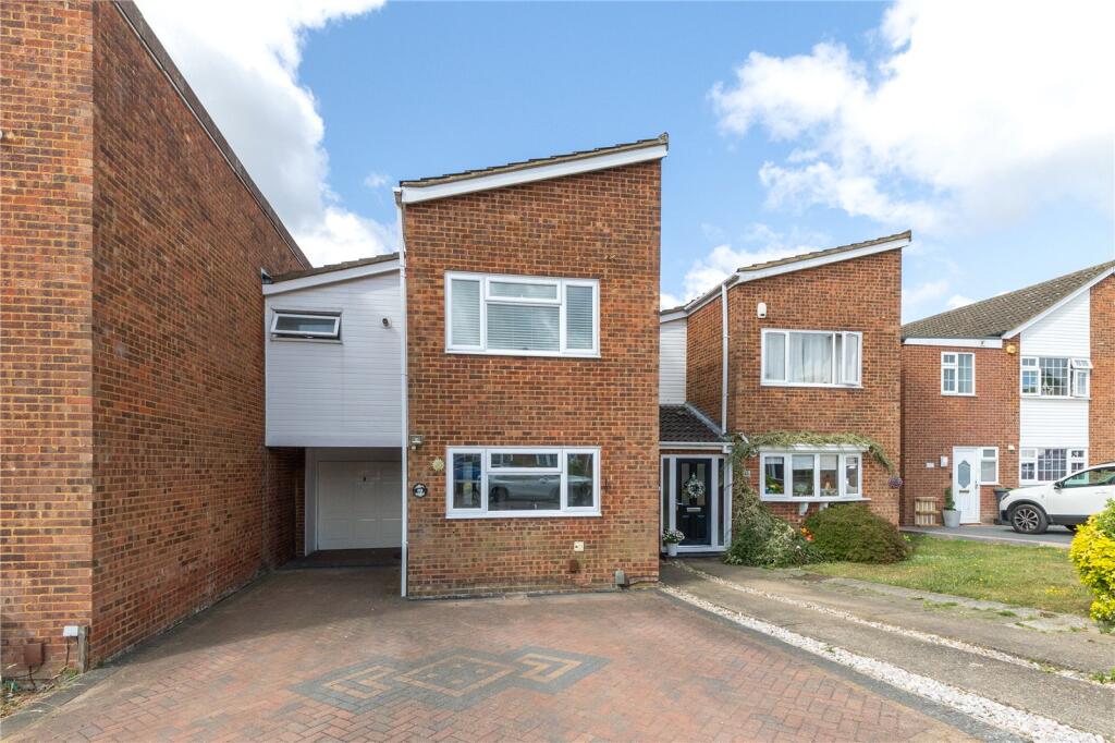 Main image of property: Seaford Close, Luton, Bedfordshire, LU2