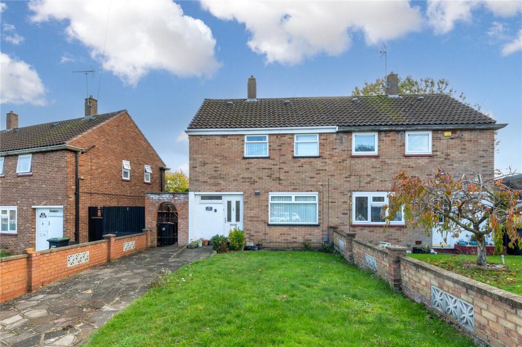 Main image of property: Long Close, Luton, Bedfordshire, LU2