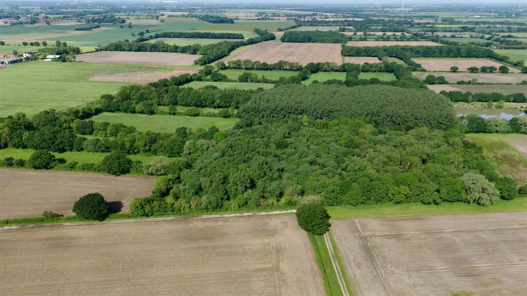 Main image of property: Sleights Lane, Hive Gilberdyke, Brough