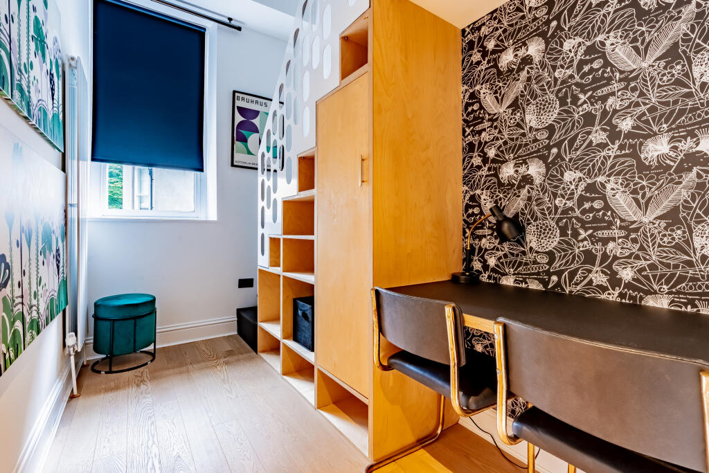 Additional property image - Manilla Road, Clifton, Bristol, BS8 4ED
