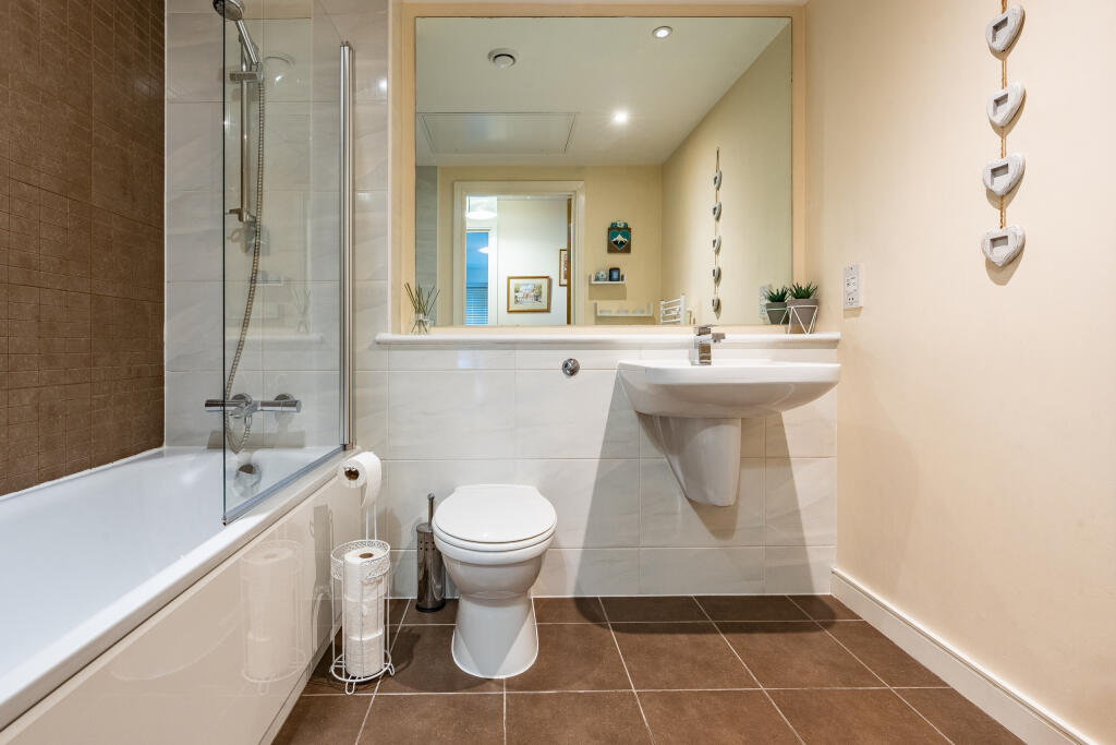 Additional property image - Horizon, Broad Weir, Bristol