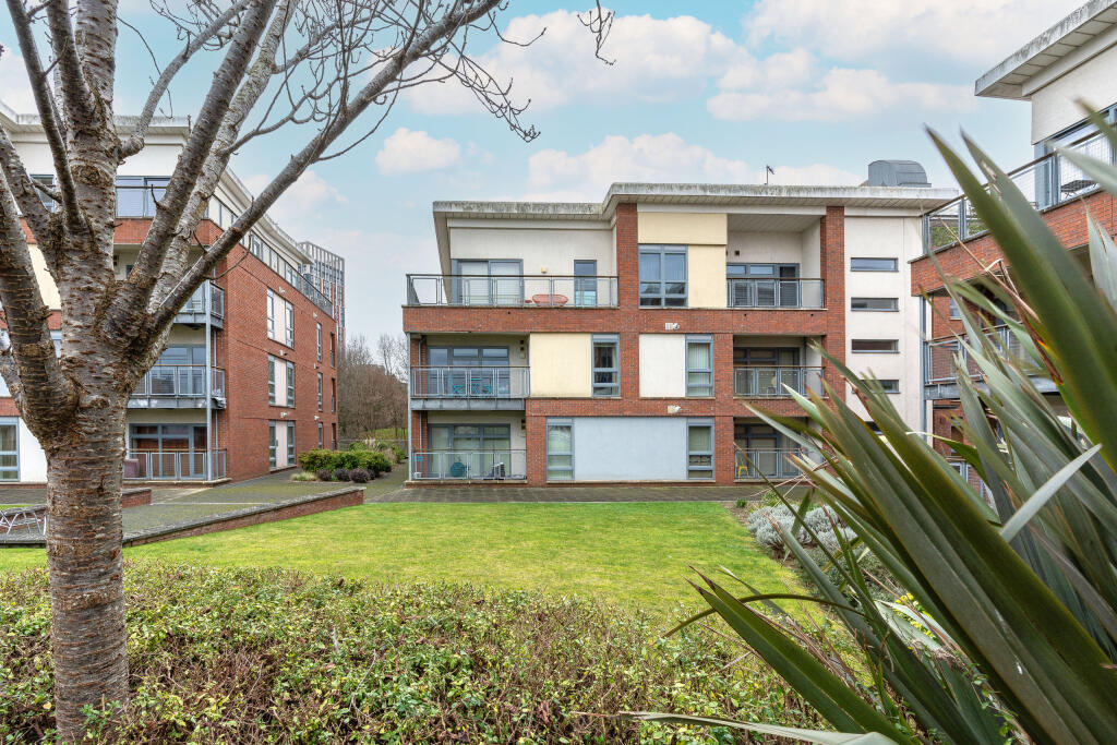 Additional property image - Horizon, Broad Weir, Bristol
