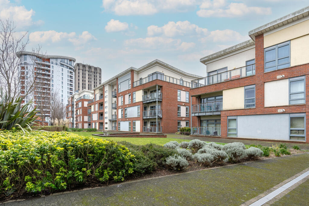 Additional property image - Horizon, Broad Weir, Bristol