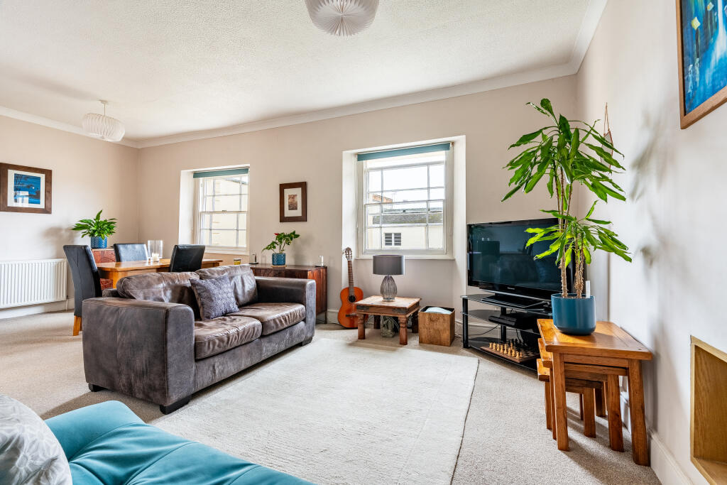 Additional property image - Alma Road, Clifton, Bristol, BS8 2BZ