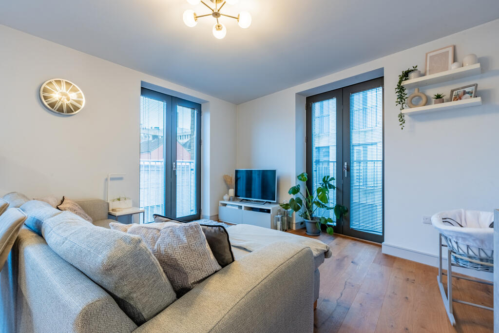 Additional property image - Sugar House, Bristol, BS1 6SZ