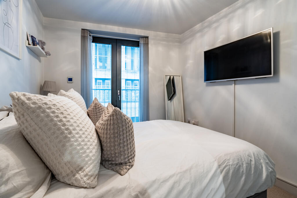Additional property image - Sugar House, Bristol, BS1 6SZ