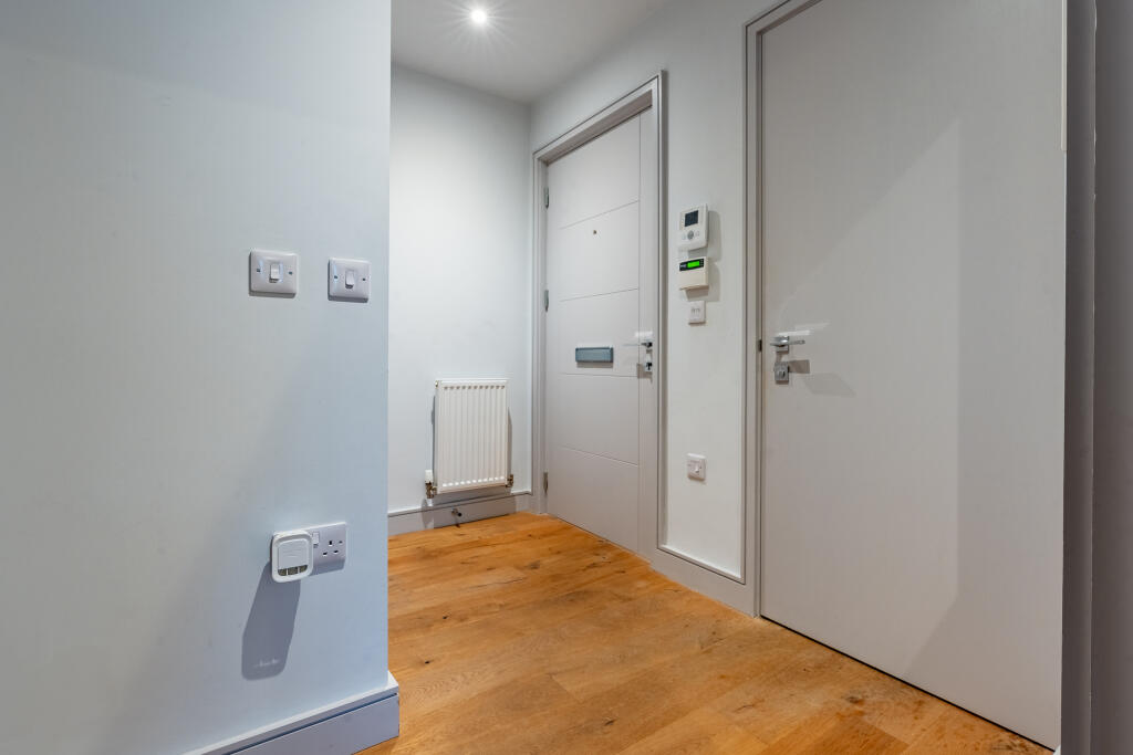 Additional property image - Sugar House, Bristol, BS1 6SZ