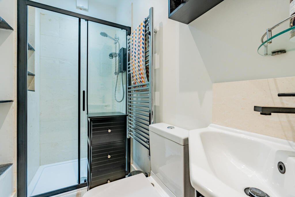 Additional property image - Harcourt Road, Flat 4, BRISTOL