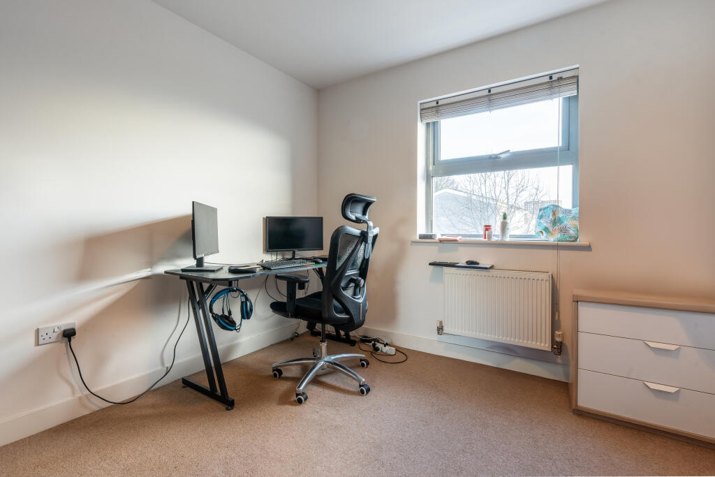Additional property image - Talavera Close, Bristol, BS2 0EF