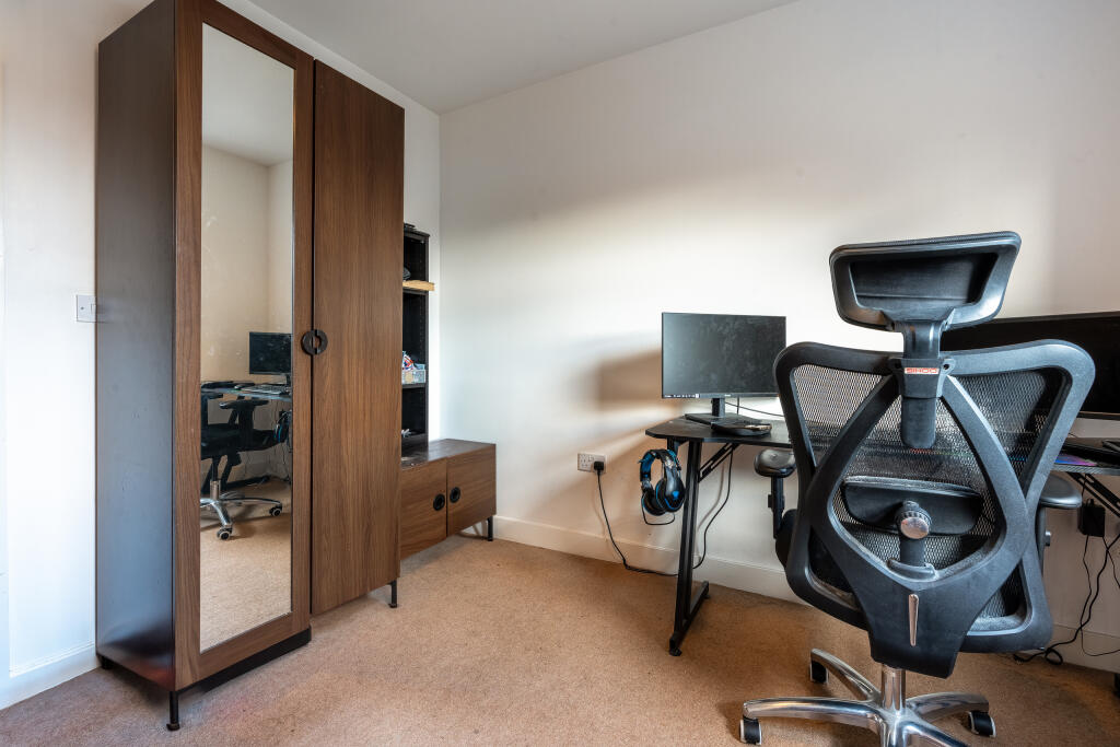 Additional property image - Talavera Close, Bristol, BS2 0EF