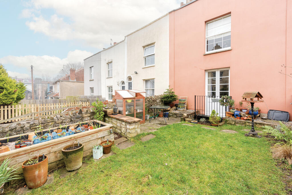 Additional property image - Cotham Brow, Cotham, Bristol, BS6 6AE