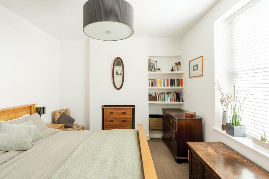 Additional property image - Cotham Brow, Cotham, Bristol, BS6 6AE