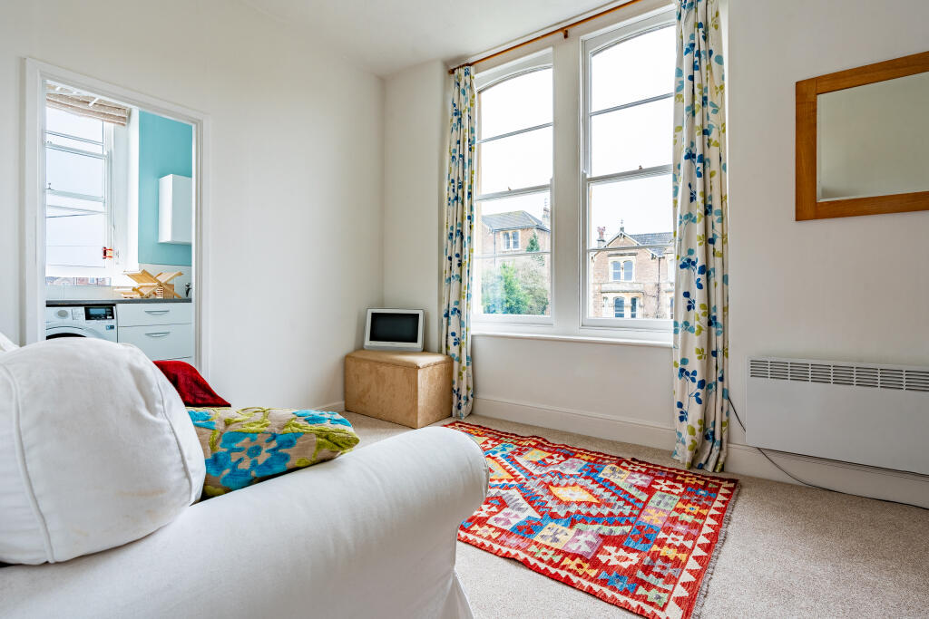 Additional property image - Beaufort Road, Clifton, Bristol, BS8 2JZ