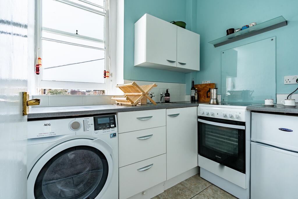Additional property image - Beaufort Road, Clifton, Bristol, BS8 2JZ