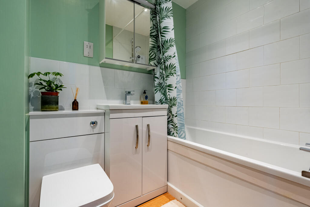 Additional property image - Beaufort Road, Clifton, Bristol, BS8 2JZ