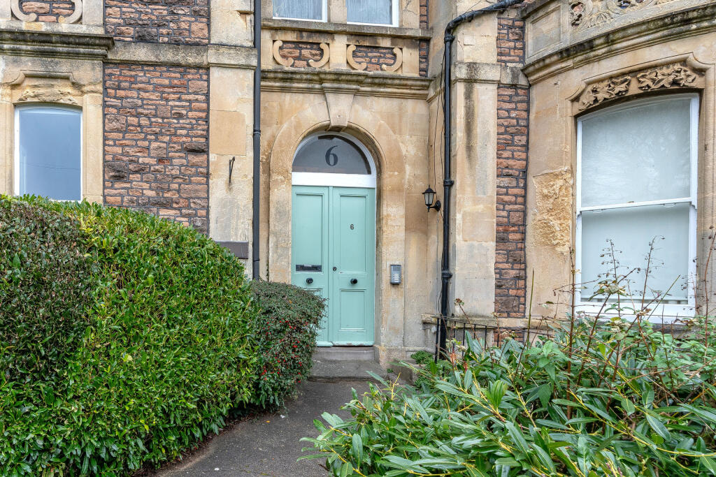 Additional property image - Beaufort Road, Clifton, Bristol, BS8 2JZ