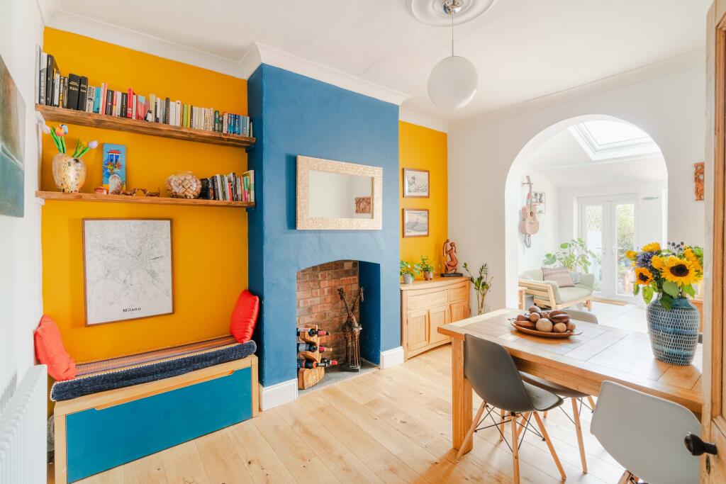 Main image of property: Heron Road, Bristol