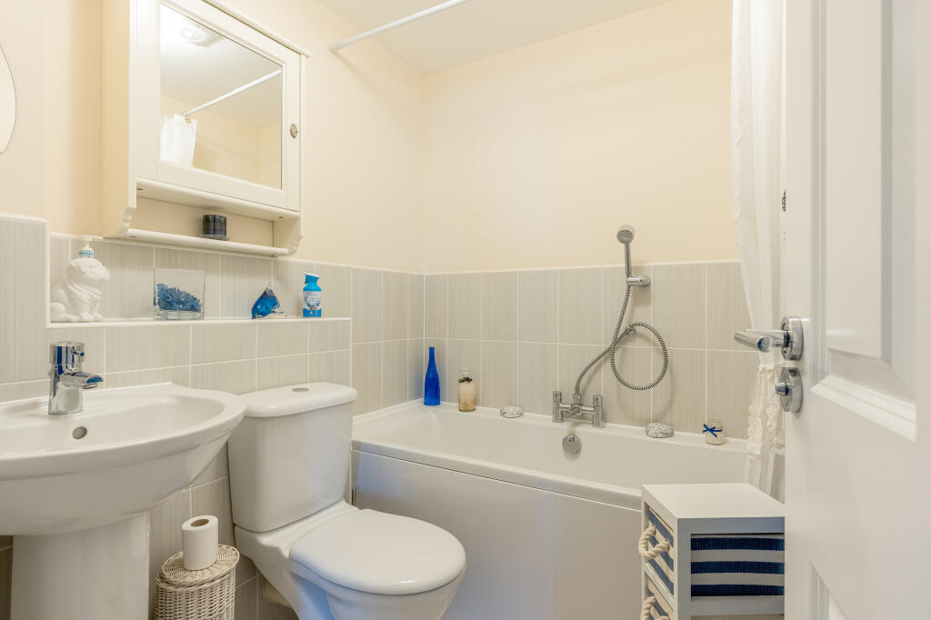 Additional property image - Over Drive, Charlton Hayes, Bristol
