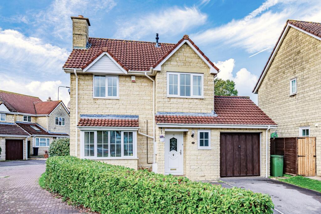 4 Bedroom Detached House For Sale In Kites Close Bradley Stoke