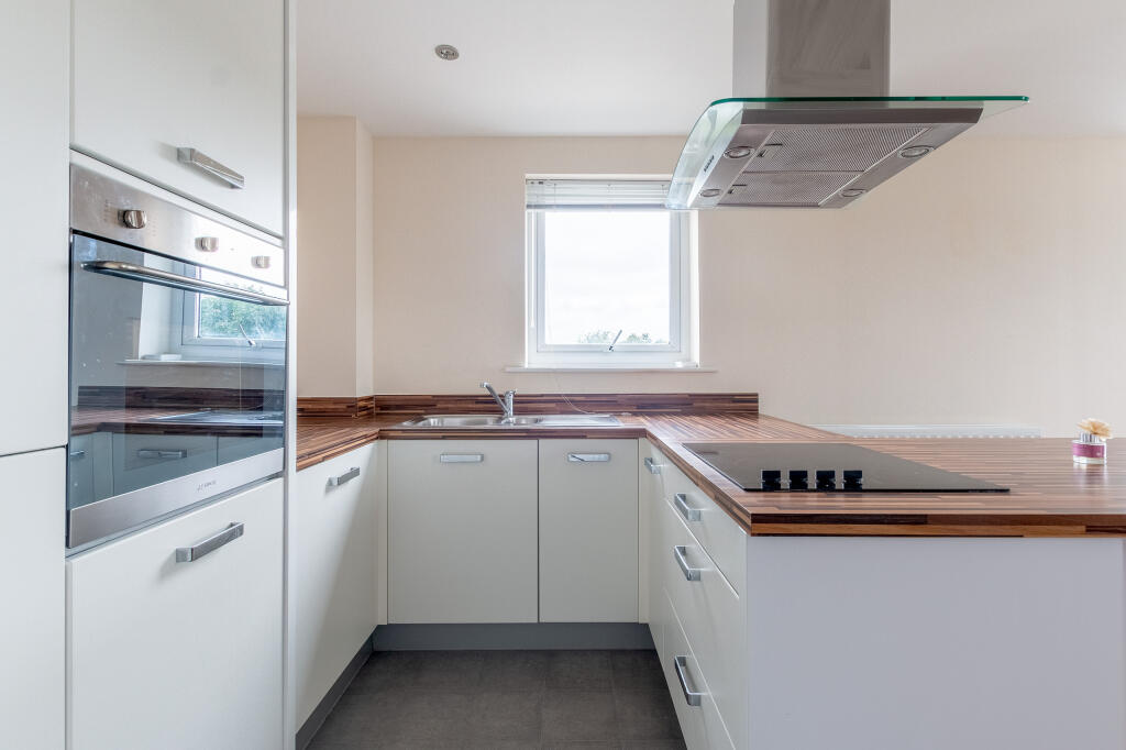 Additional property image - Long Down Avenue, Bristol,