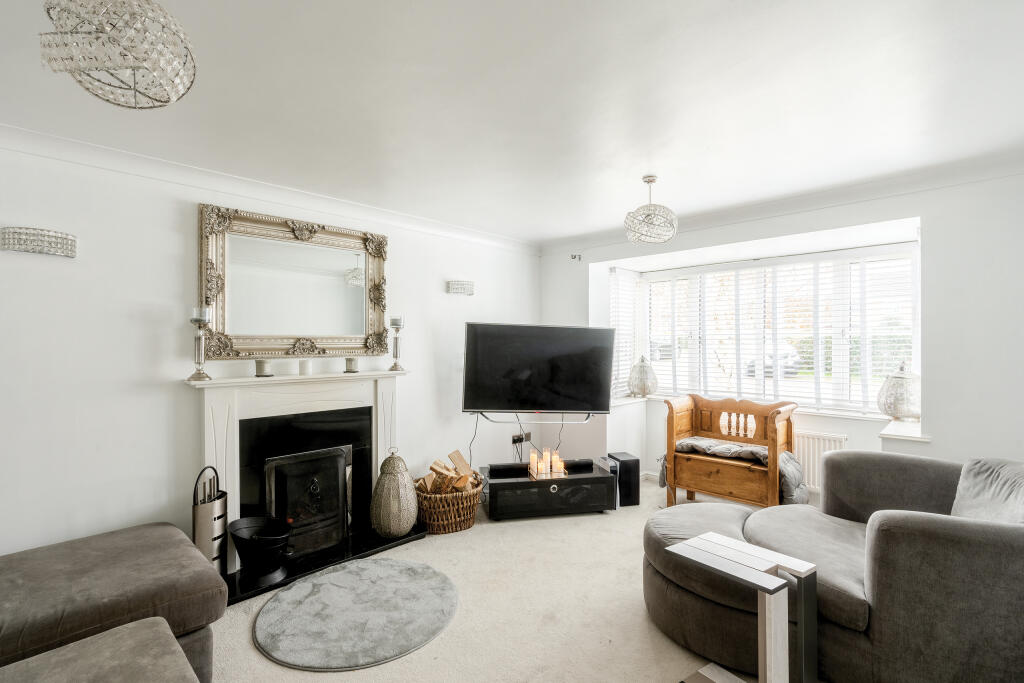 Additional property image - Bakers Ground, Stoke Gifford, Bristol, Gloucestershire