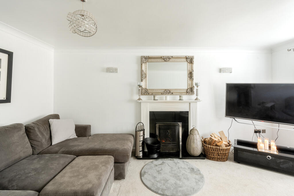 Additional property image - Bakers Ground, Stoke Gifford, Bristol, Gloucestershire