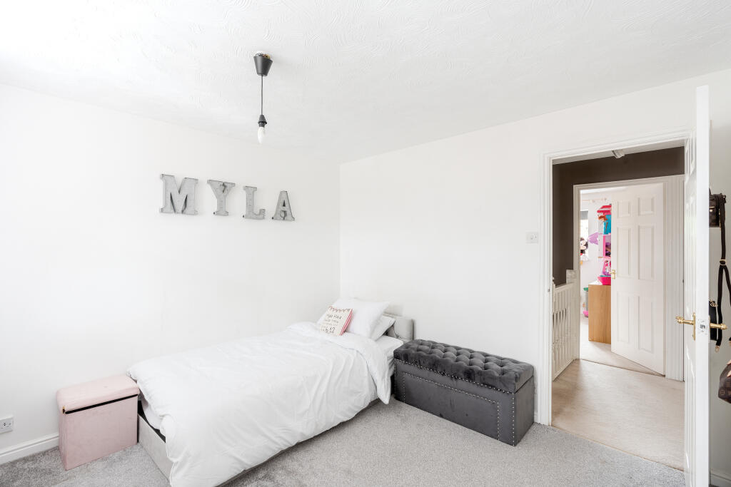 Additional property image - Bakers Ground, Stoke Gifford, Bristol, Gloucestershire