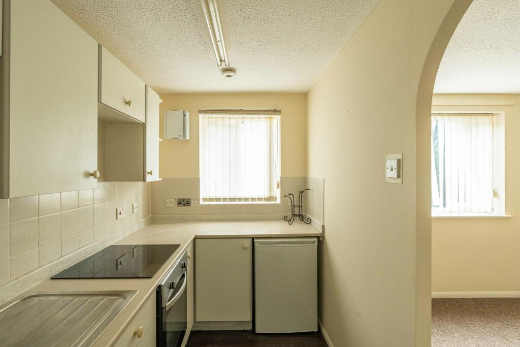 Additional property image - Stanshaws Close, Bradley Stoke, Bristol, Gloucestershire