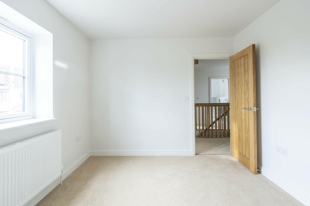 Additional property image - Greenhill Down, Alveston, Bristol, Gloucestershire
