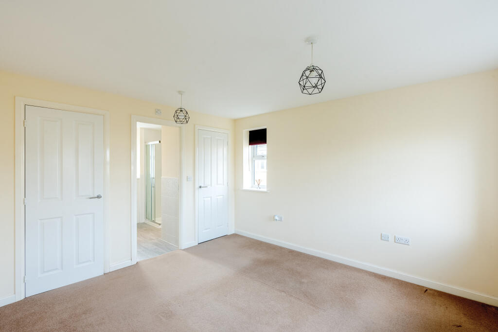 Additional property image - Oak Leaze, Charlton Hayes, Bristol, Gloucestershire