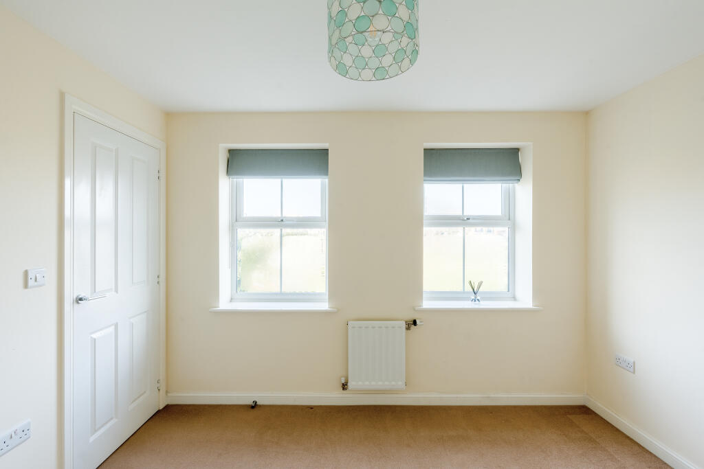 Additional property image - Oak Leaze, Charlton Hayes, Bristol, Gloucestershire