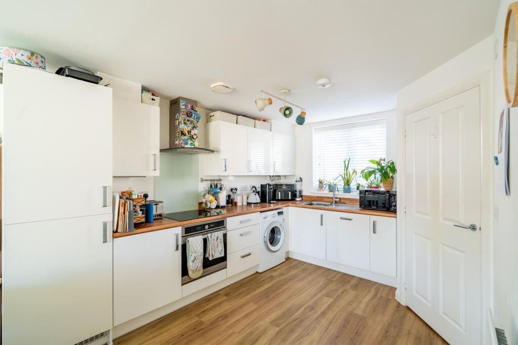 Additional property image - Pear Tree Leaze, Charlton Hayes, Bristol