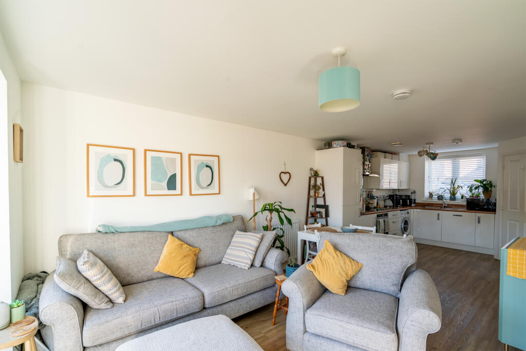Additional property image - Pear Tree Leaze, Charlton Hayes, Bristol