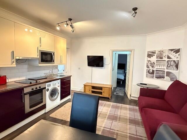 Additional property image - Grand Avenue