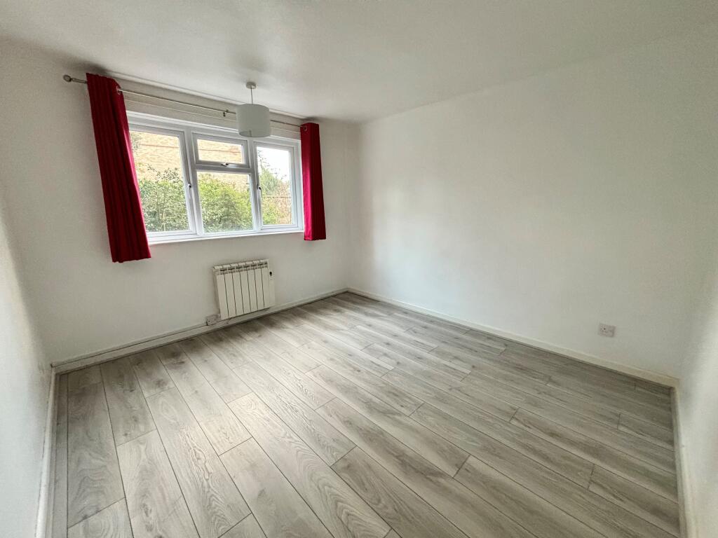 Additional property image - Boscombe Spa Road, Bournemouth